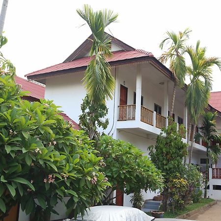 Hotel Palmhouse Mae Hong Son Exterior foto